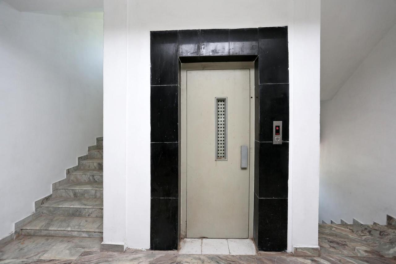 Oyo 19166 Sona Mansion Hotel Kanpur Exterior photo